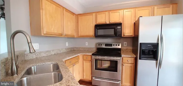 $2,800 | 14299 Newbern Loop, Gainesville, VA 20155