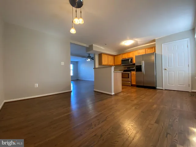 $2,800 | 14299 Newbern Loop, Gainesville, VA 20155