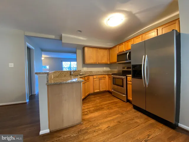 $2,800 | 14299 Newbern Loop, Gainesville, VA 20155