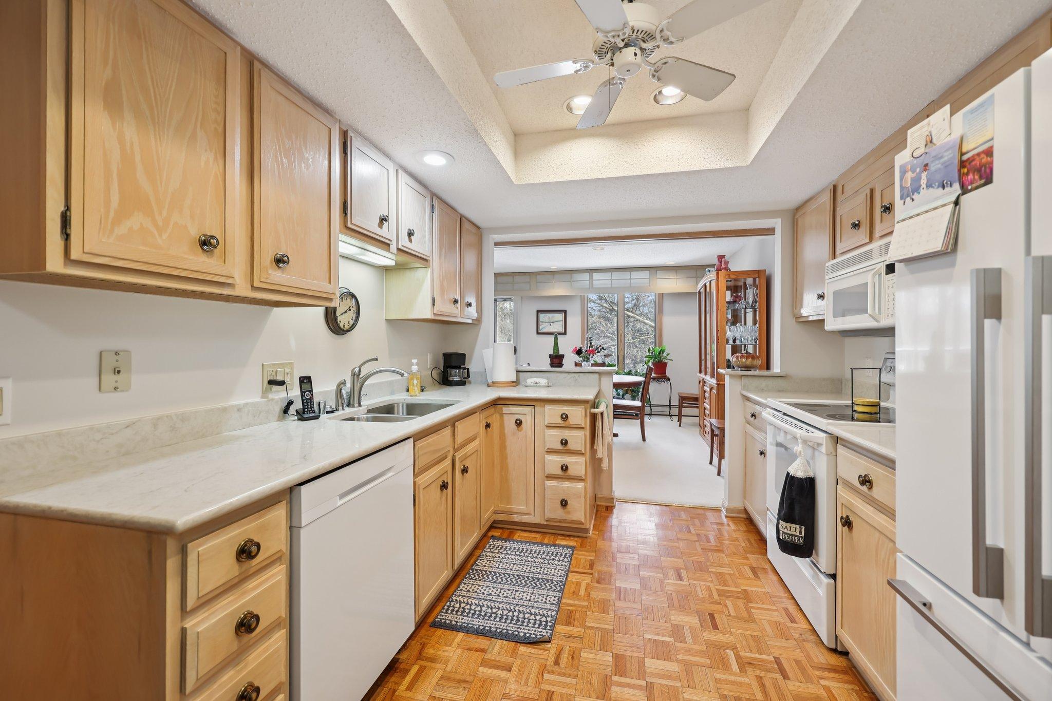 5601 Dewey Hill Road, Unit 211 Edina, MN 55439 - Photo 12 of 41