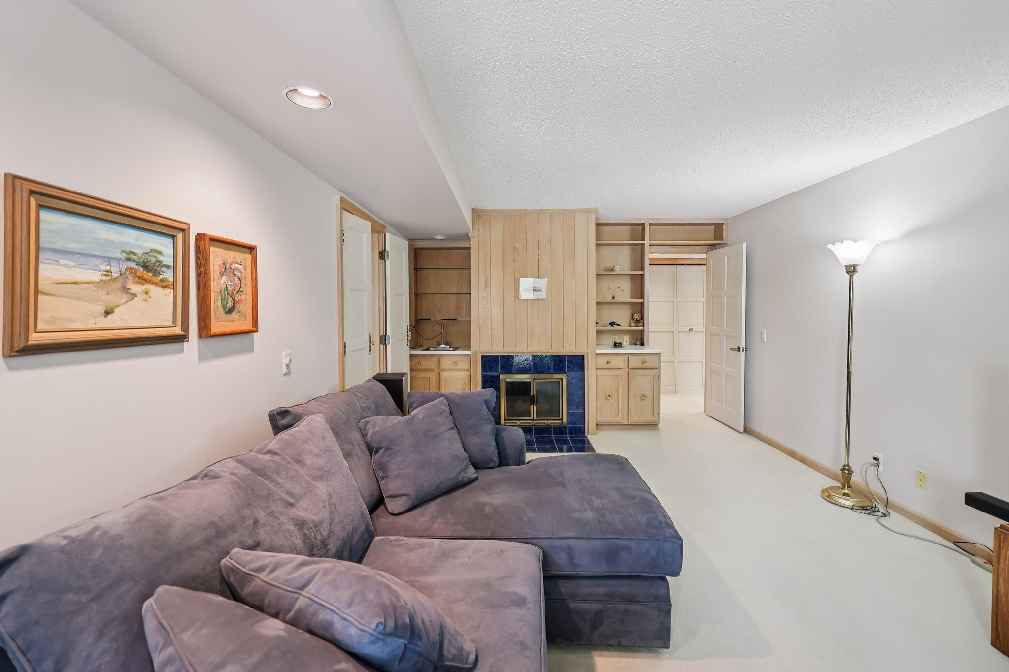 5601 Dewey Hill Road, Unit 211 Edina, MN 55439 - Photo 19 of 41