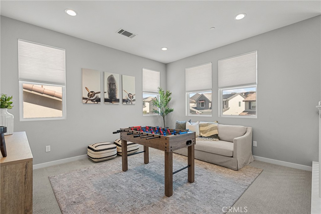 18138 Tableau Way Saugus, CA 91350 - Photo 28 of 46