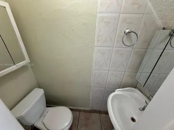 $2,100 | 4370 Northwest 11th Street, Unit 216, Miami, FL 33126