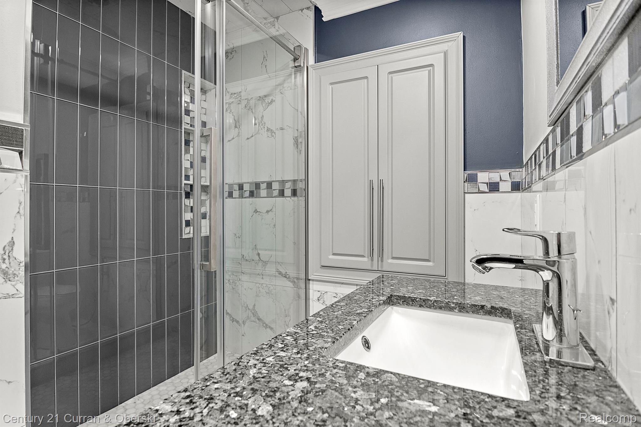 151 South Gulley Road Dearborn, MI 48124 - Photo 41 of 60