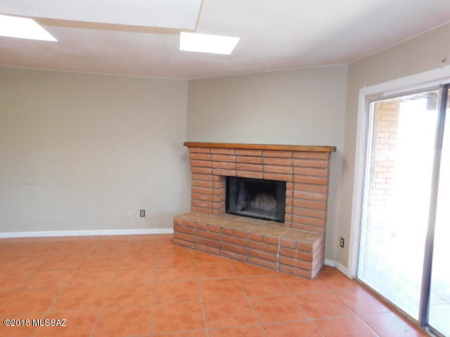 9540 East Stefan Road Tucson, AZ 85748 - Photo 4 of 13