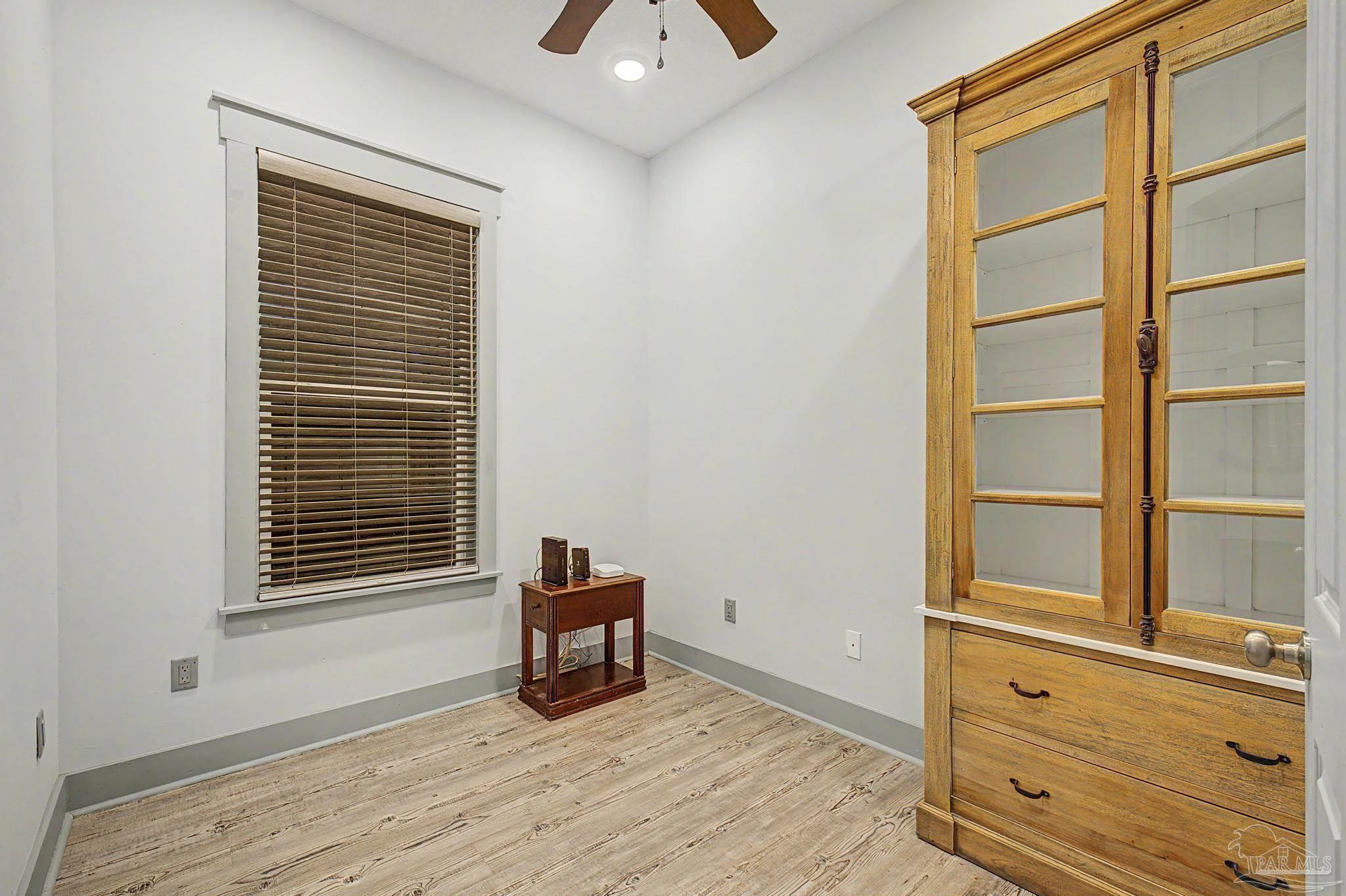 305 Garcon Point Road Milton, FL 32583 - Photo 20 of 37