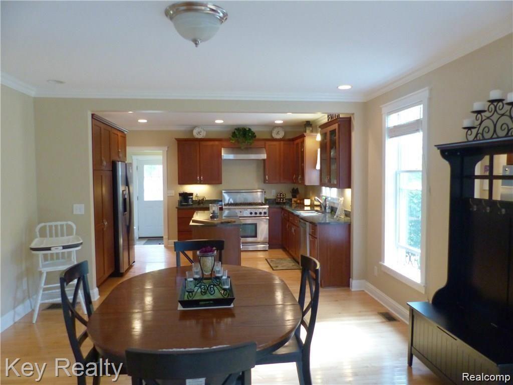 521 West Washington Street Howell, MI 48843 - Photo 12 of 34