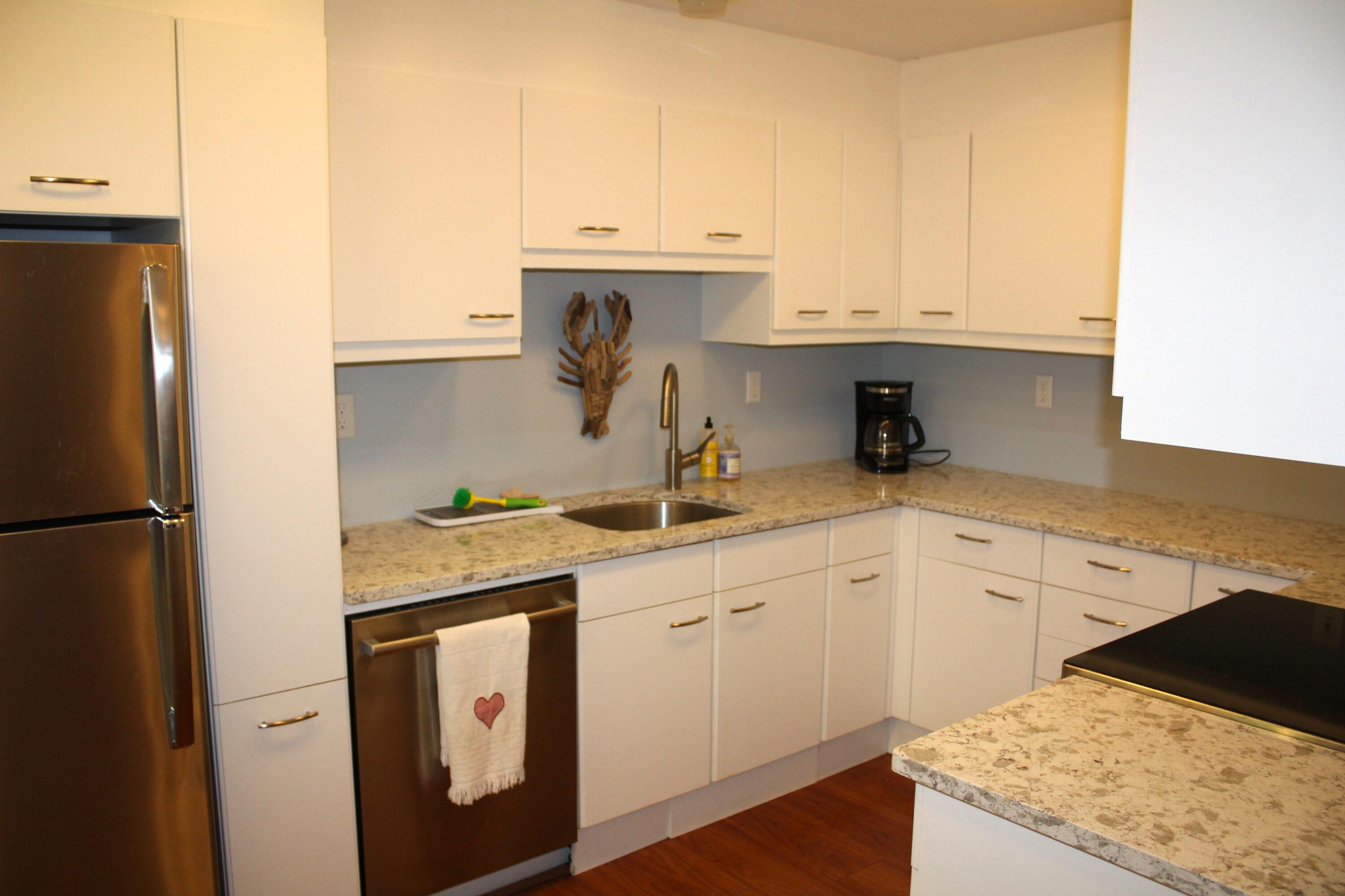 727 Main Street, Unit E1 Osterville, MA 02655 - Photo 10 of 27 IMG_5365