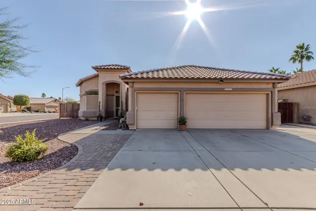 $555,000 | 9011 West Alex Avenue, Peoria, AZ 85382