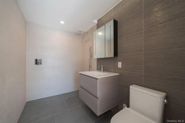 $936,100 | 144-49 Northern Boulevard, Unit 218 | Murray Hill - Flushing