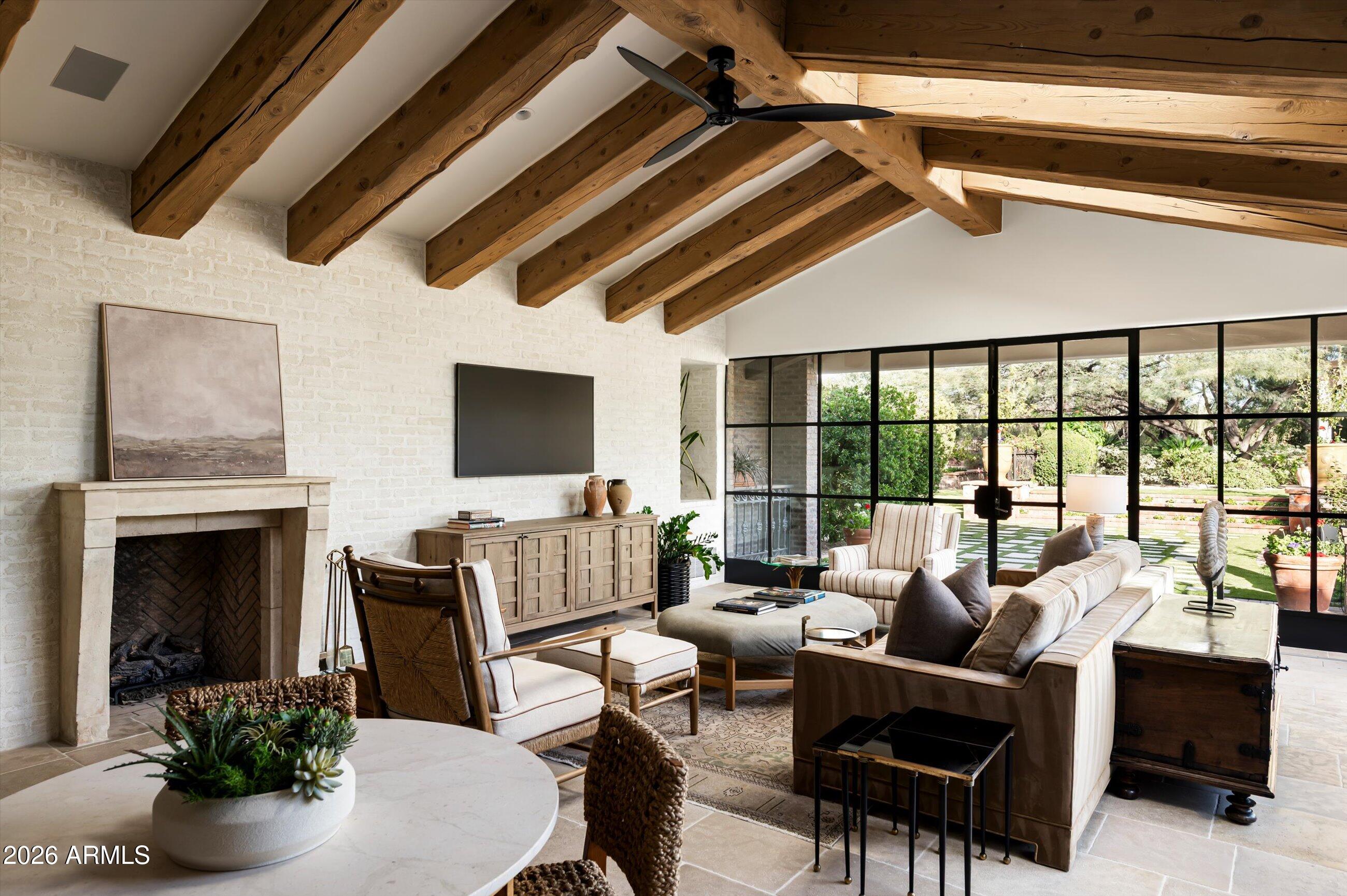 6201 North 20th Street Phoenix, AZ 85016 - Photo 14 of 47 Family Room