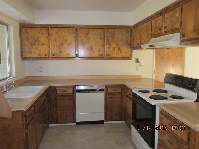 8936 Simmons Road Redding, CA 96001 - Photo 3 of 6 20150129005531855593000000-o