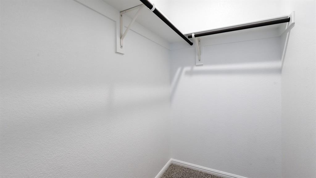 3149 Maple Orch Lane Fort Worth, TX 76140 - Photo 30 of 39 a view of small space