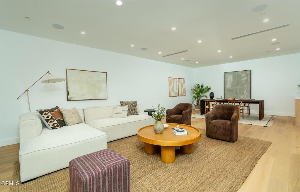 2950 Oak Glen Road Glendale, CA 91208 - Photo 13 of 47 GYP_2950 Oak Glen Rd_026_MLS