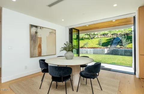 $2,999,000 | 2950 Oak Glen Road, Glendale, CA 91208