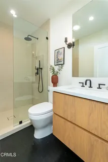 $2,999,000 | 2950 Oak Glen Road, Glendale, CA 91208