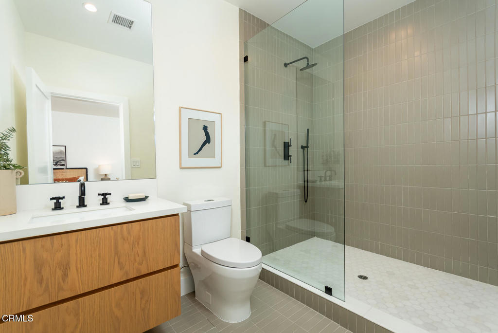 2950 Oak Glen Road Glendale, CA 91208 - Photo 10 of 47 GYP_2950 Oak Glen Rd_020_MLS