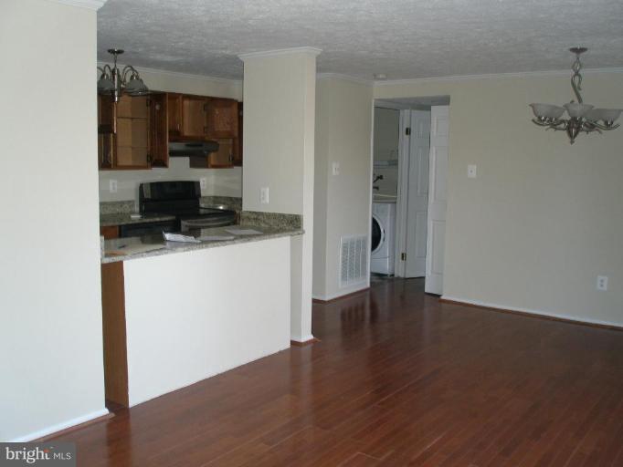 19621 Gunners Branch Road, Unit 822 Germantown, MD 20876 - Photo 3 of 15 DN RM