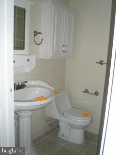 19621 Gunners Branch Road, Unit 822 Germantown, MD 20876 - Photo 8 of 15 Bath #2