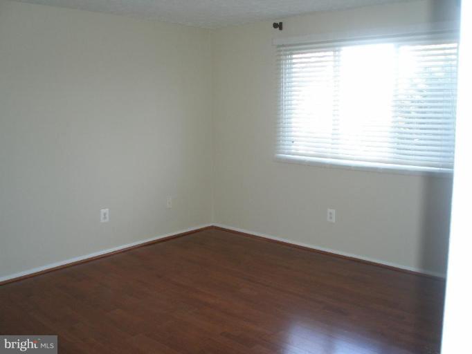 19621 Gunners Branch Road, Unit 822 Germantown, MD 20876 - Photo 9 of 15 Bedroom #1