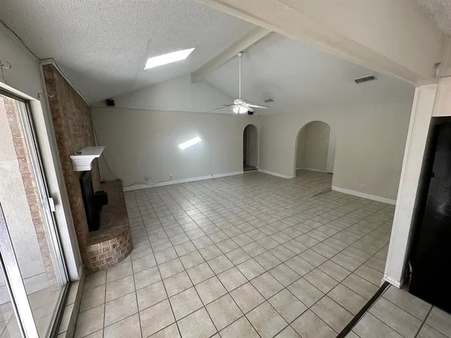 $2,400 | 733 Toni Drive, Hurst, TX 76054