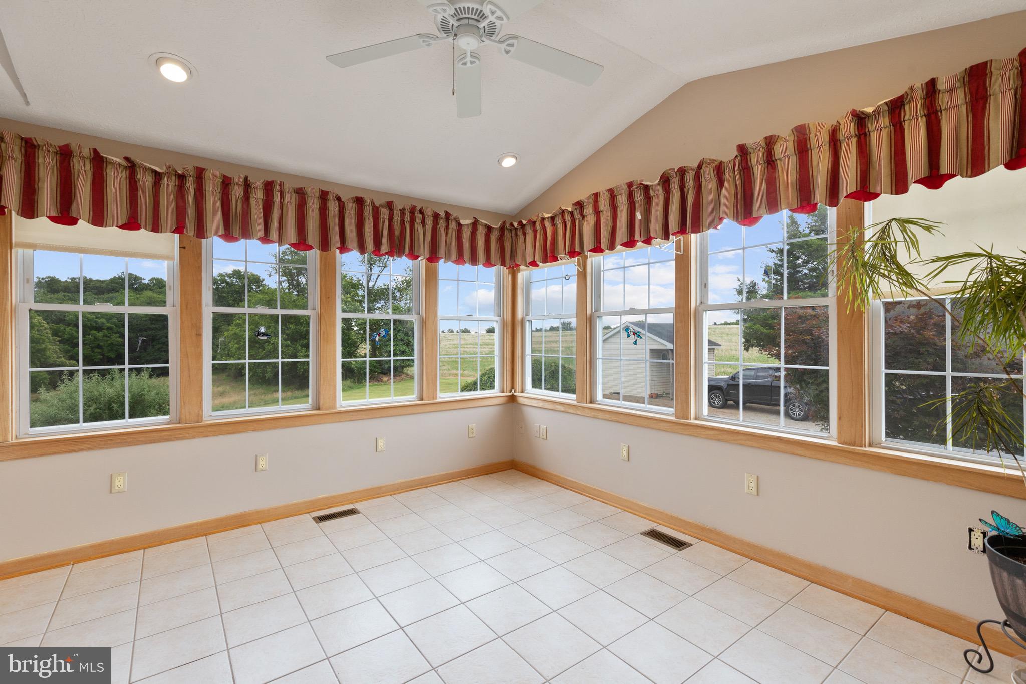 455 Pikes Peak Road Delta, PA 17314 - Photo 12 of 44 Gallery Image 12