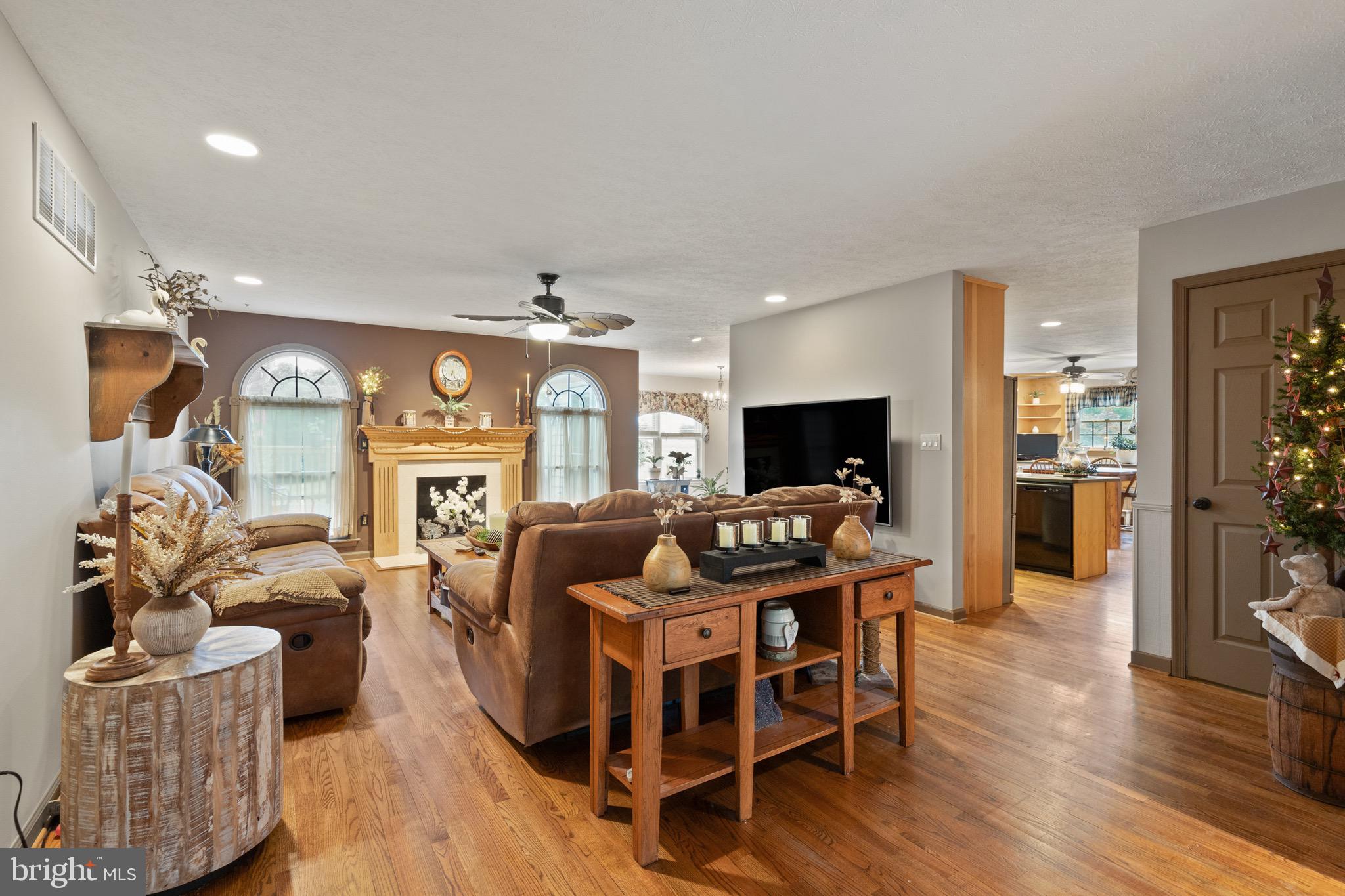 455 Pikes Peak Road Delta, PA 17314 - Photo 6 of 44 Gallery Image 6