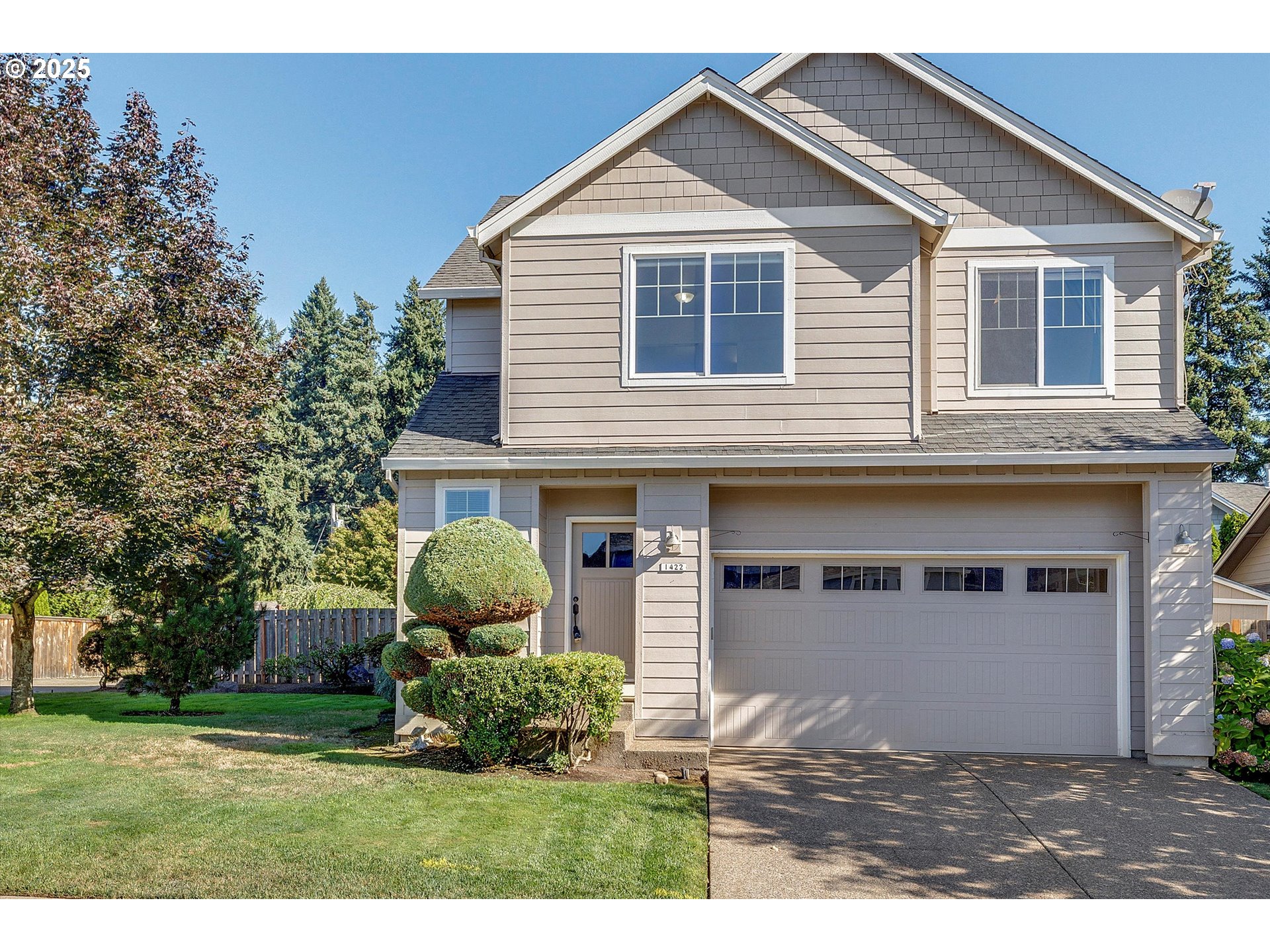1422 Northeast 18th Place Canby, OR 97013 - Photo 3 of 37 Front Yard