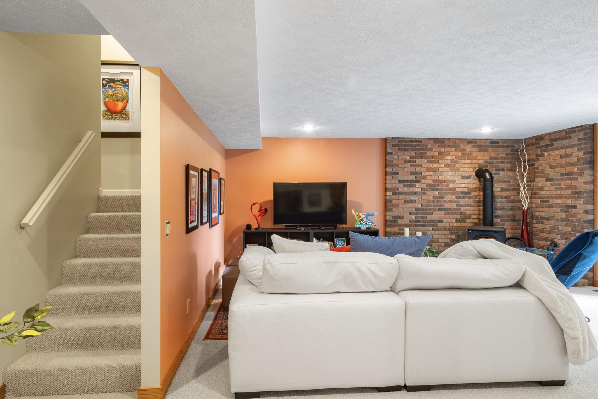 6434 Mission Ridge Traverse City, MI 49686 - Photo 33 of 73 1925218-64e3645d-dcc0-4fdf-afc4-449baccee85d.JPG
