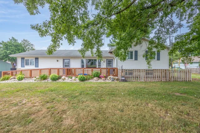 $399,900 | 20461 Spruce Road, Big Rapids, MI 49307