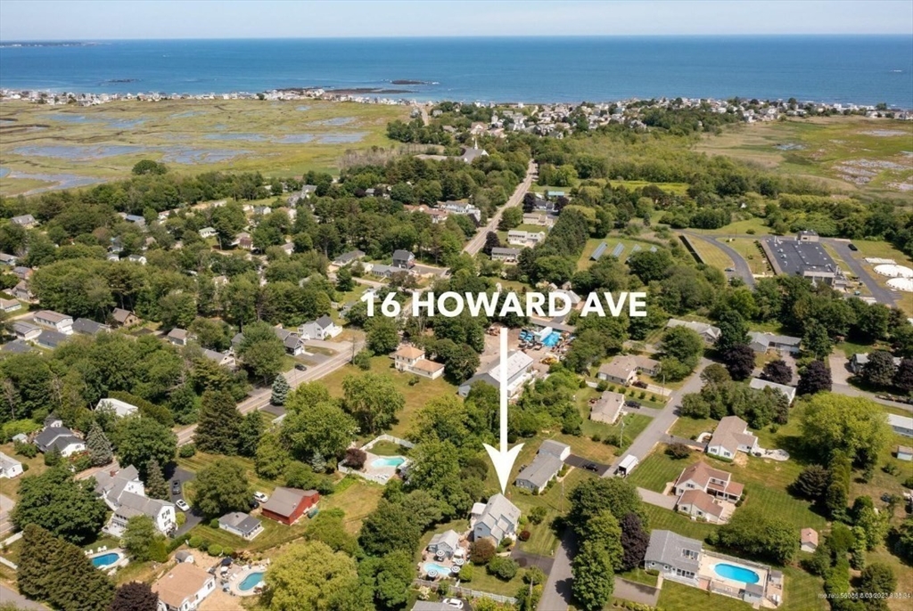 16 Howard Avenue Wells, ME 04090 - Photo 30 of 35 an aerial view of multiple house