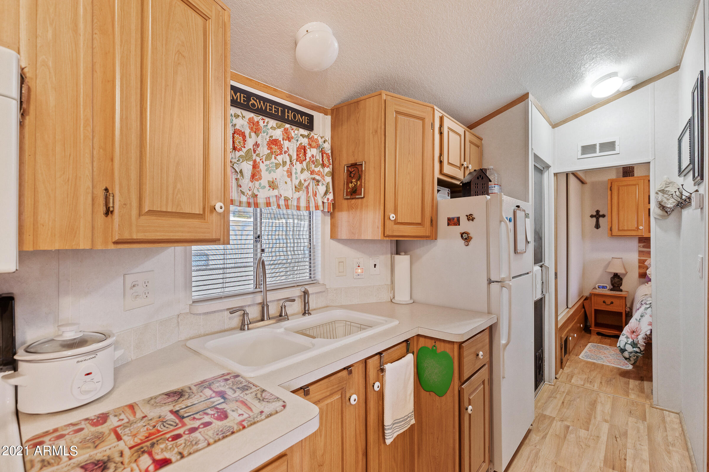 306 South Recker Road, Unit 284 Mesa, AZ 85206 - Photo 3 of 17 306 S Recker Rd Lot 119-8