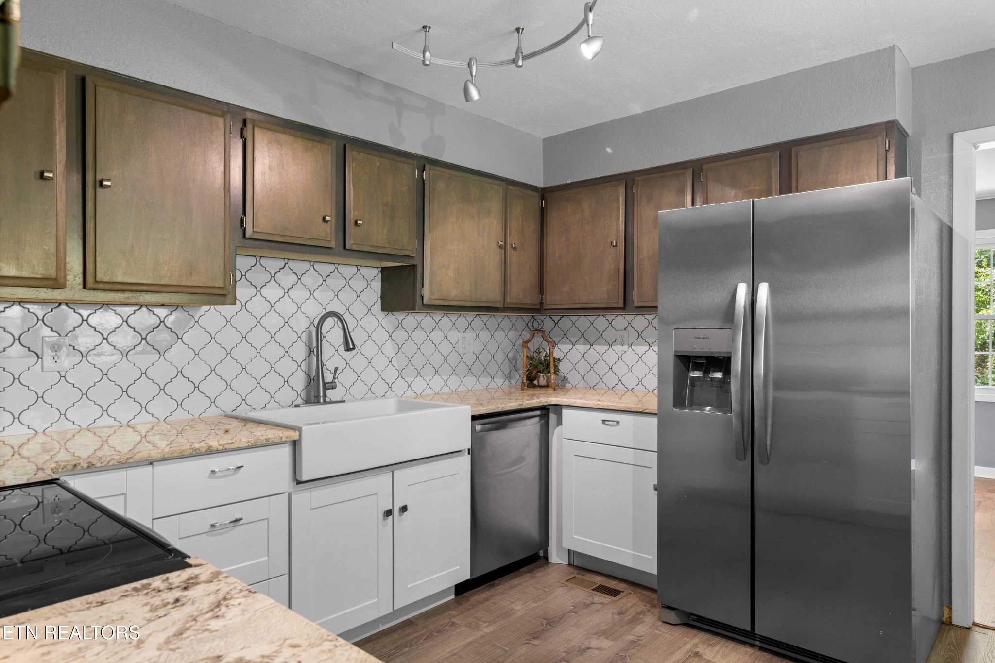 3608 Cherrylog Road Knoxville, TN 37921 - Photo 9 of 34 Gallery Image 9