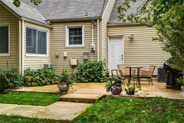 $315,000 | 5343 Rosewood Street, Roeland Park, KS 66205