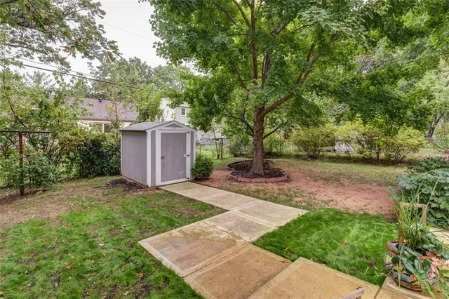 $315,000 | 5343 Rosewood Street, Roeland Park, KS 66205