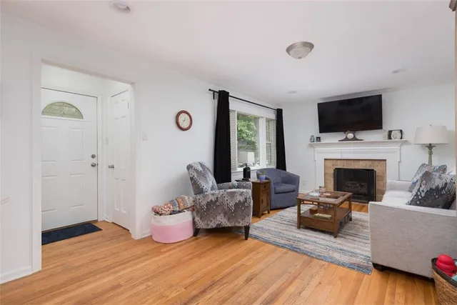 $315,000 | 5343 Rosewood Street, Roeland Park, KS 66205