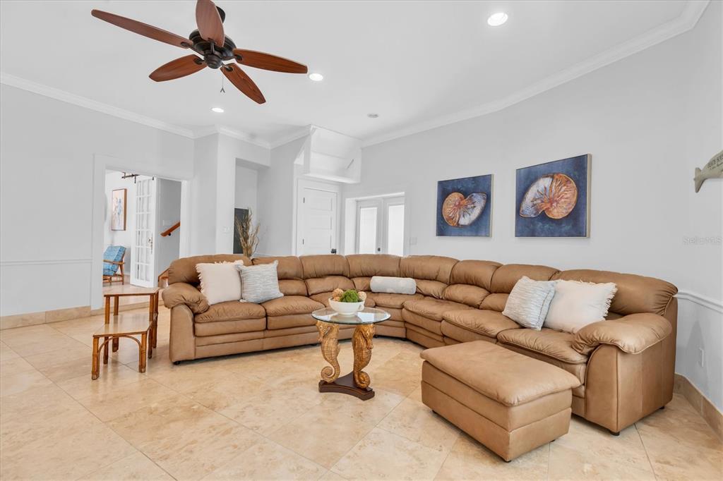 16102 4th Street East Redington Beach, FL 33708 - Photo 30 of 60