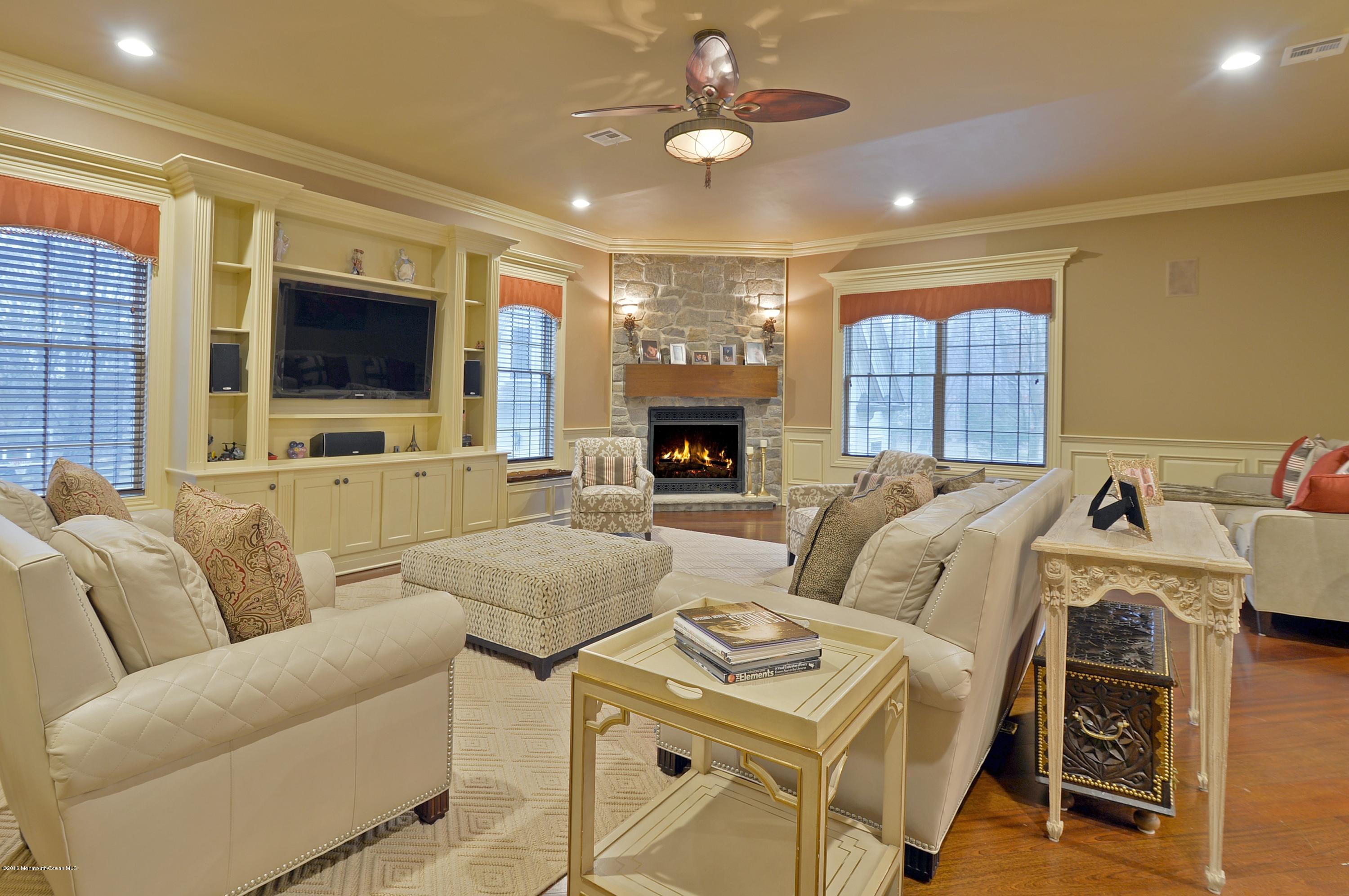 142 Montrose Road Colts Neck, NJ 07722 - Photo 9 of 18 Great Room