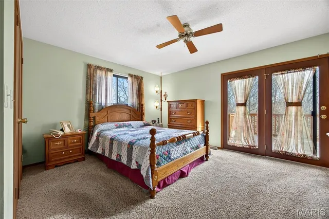 $369,000 | 612 Thicket Lane, Lake St. Louis, MO 63367