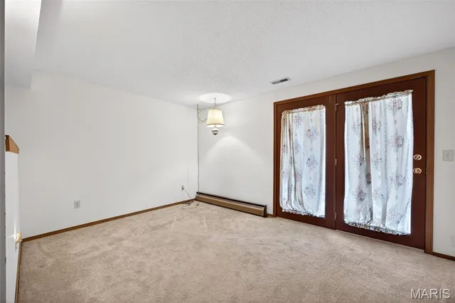 $369,000 | 612 Thicket Lane, Lake St. Louis, MO 63367