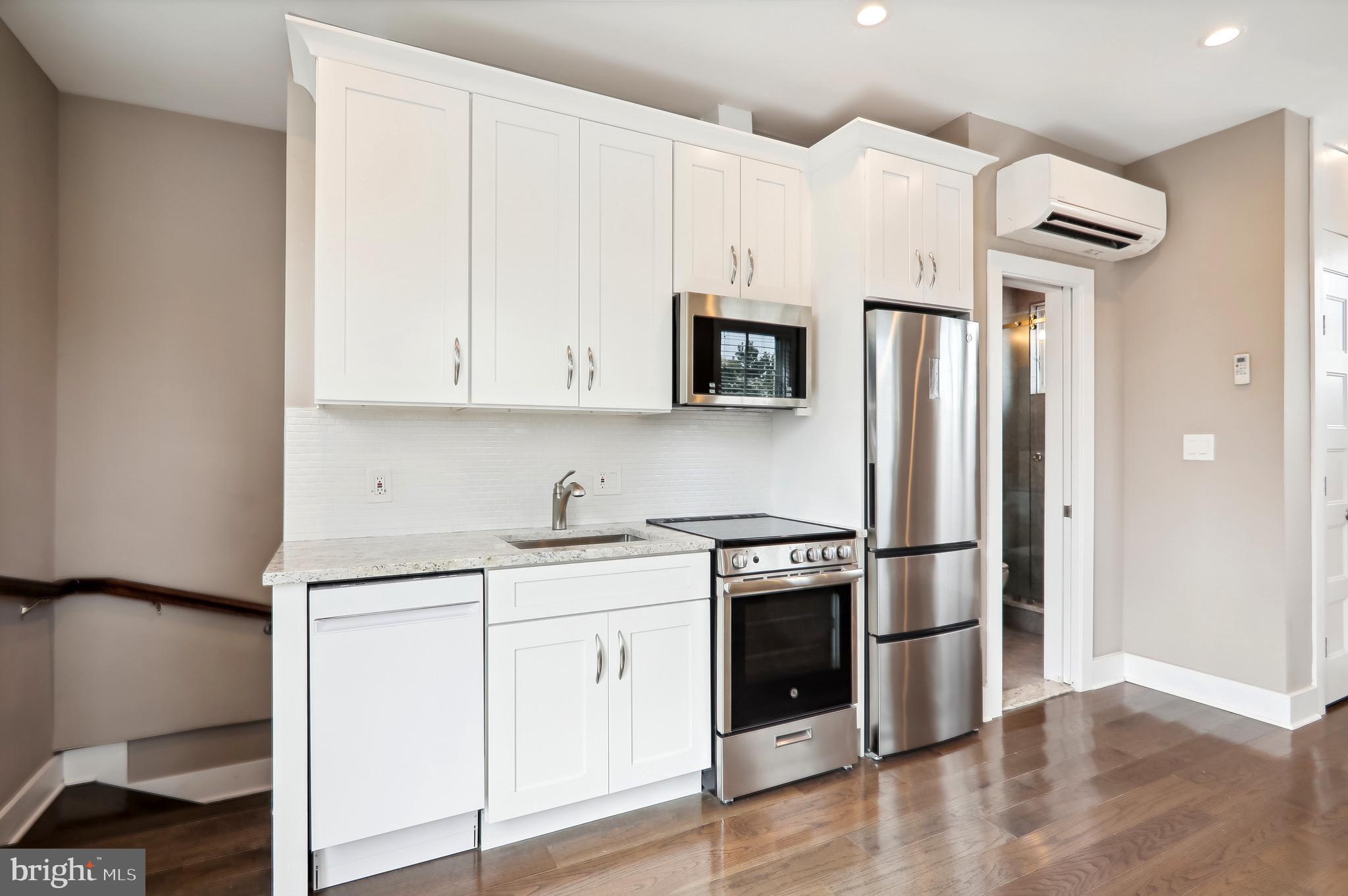 322 8th Street Southeast Washington, DC 20003 - Photo 33 of 35