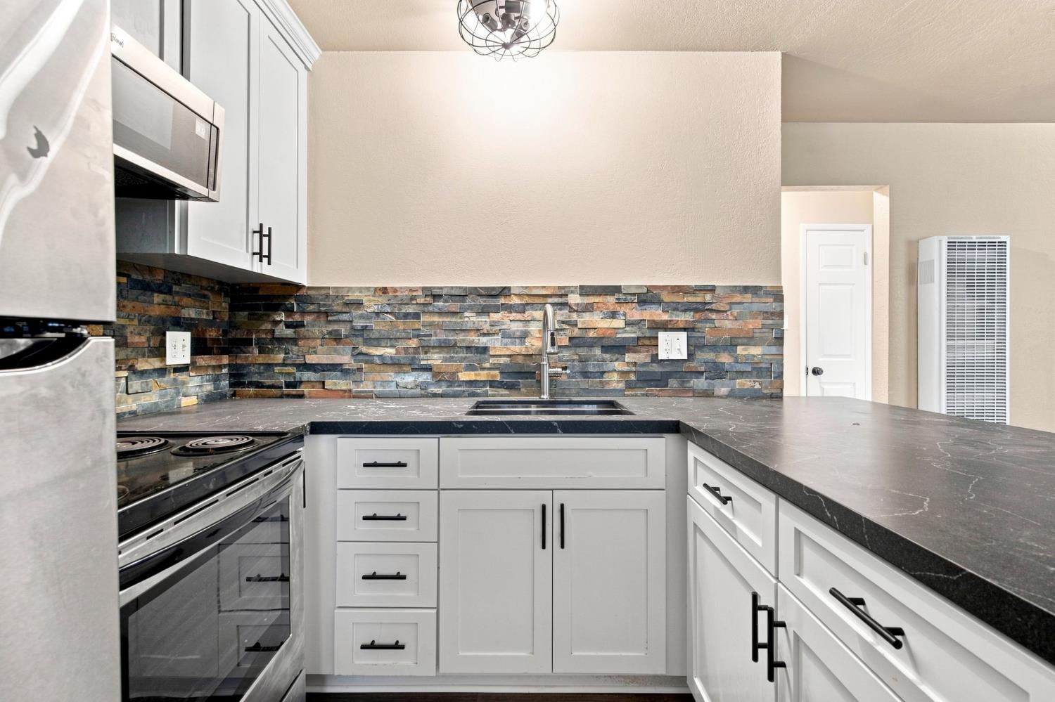 1707 West Swain Road, Unit 3 Stockton, CA 95207 - Photo 16 of 36 Gallery Image 16