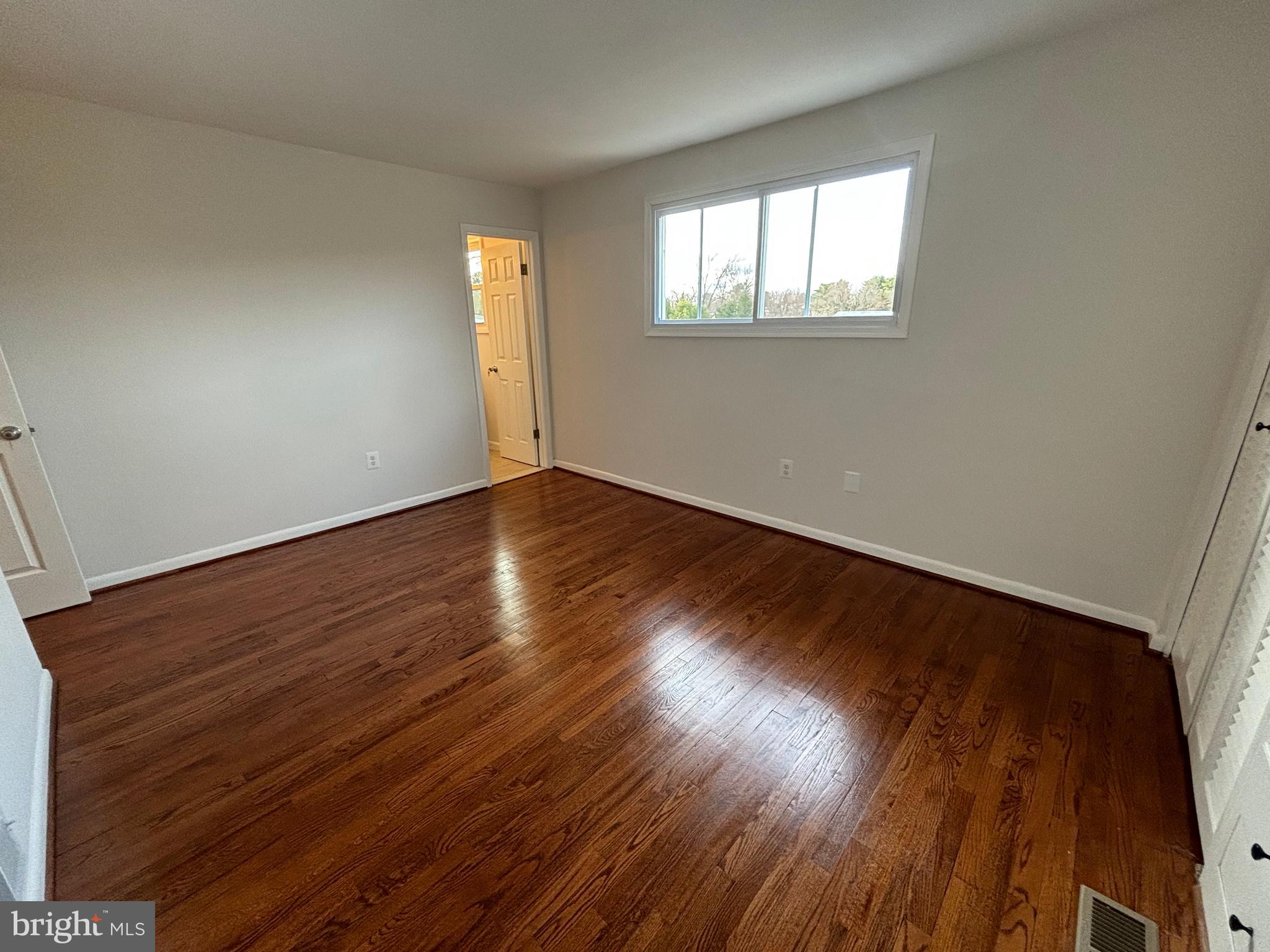 8138 Scotts Level Road Pikesville, MD 21208 - Photo 27 of 39