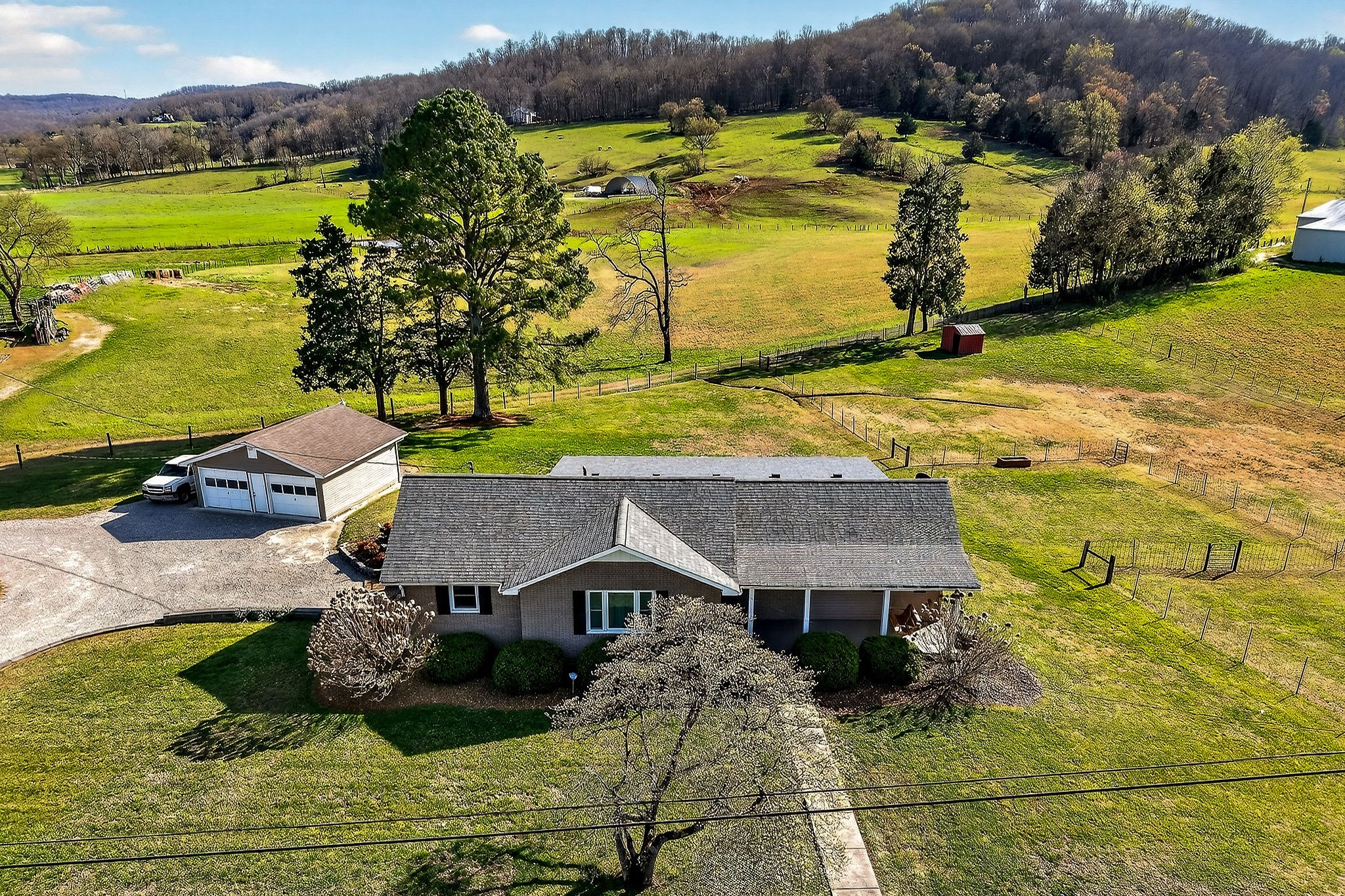 1003 Hodges Ferry Road Sparta, TN 38583 - Photo 2 of 49 a view of a house with a ocean view