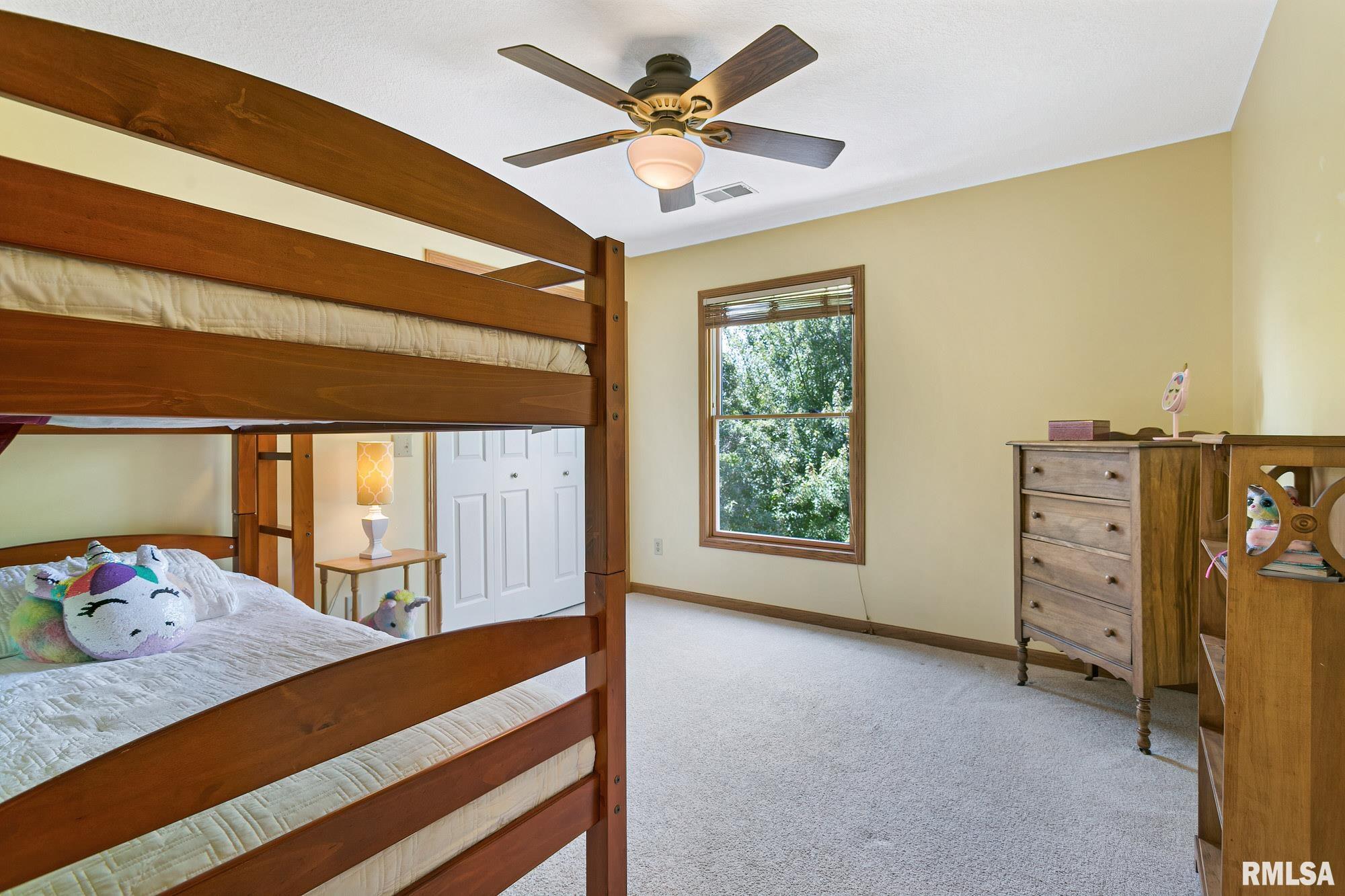 4951 White Post Road Bettendorf, IA 52722 - Photo 34 of 39