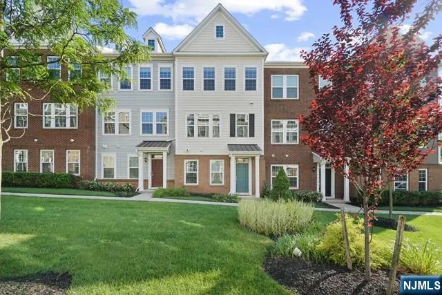 $4,400 | 97 Truman Drive, Wood-Ridge, NJ 07075