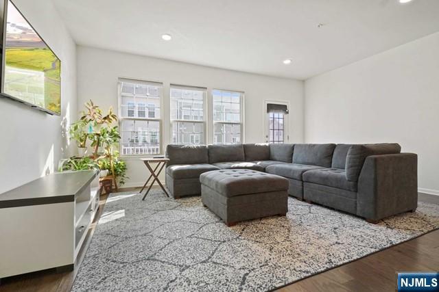 97 Truman Drive Wood-Ridge, NJ 07075 - Photo 11 of 49