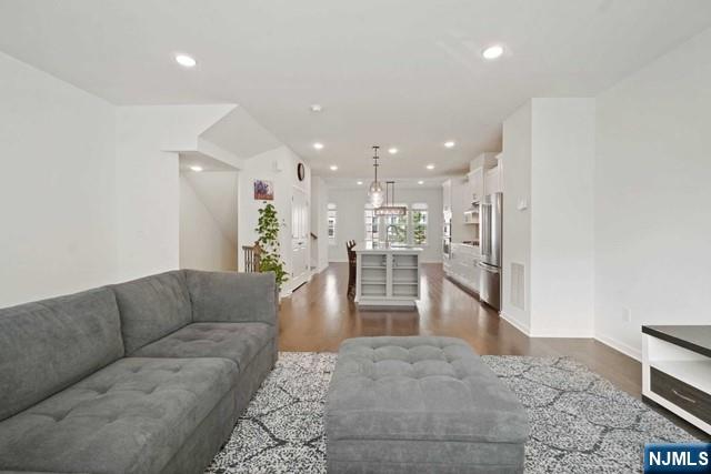 97 Truman Drive Wood-Ridge, NJ 07075 - Photo 12 of 49