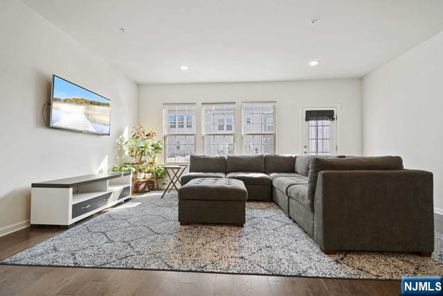 97 Truman Drive Wood-Ridge, NJ 07075 - Photo 10 of 49