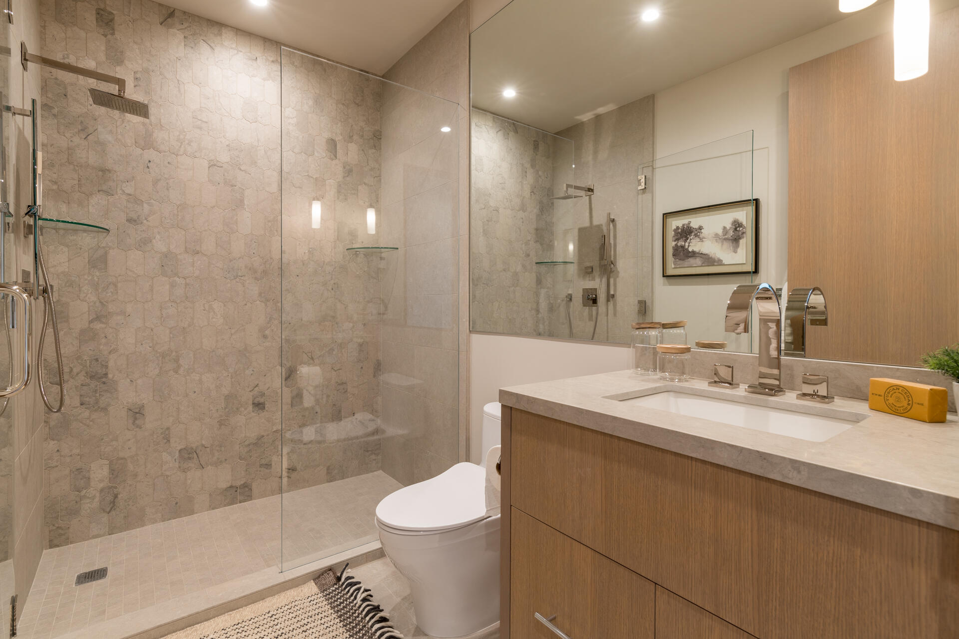 460 North Main Street, Unit 202S Ketchum, ID 83340 - Photo 16 of 30 Guest Bathroom 1